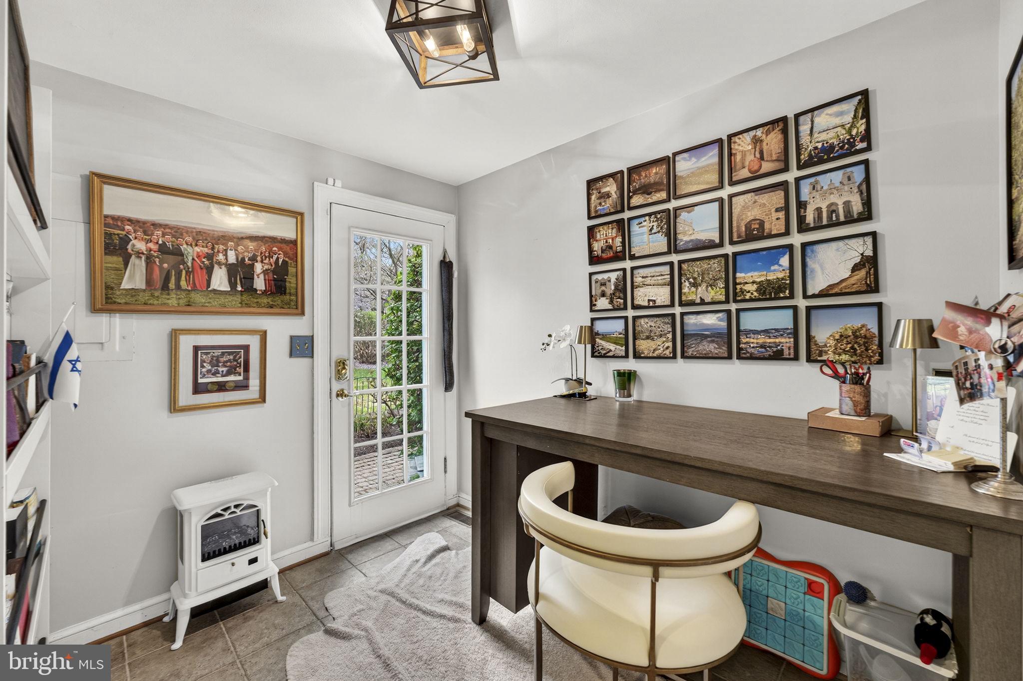 RIDGEVIEW - Residential