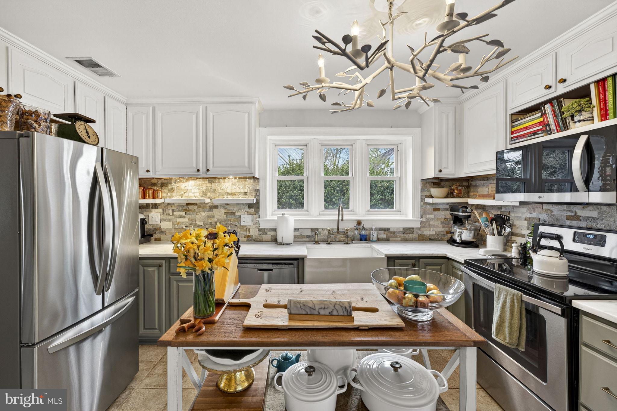 RIDGEVIEW - Residential