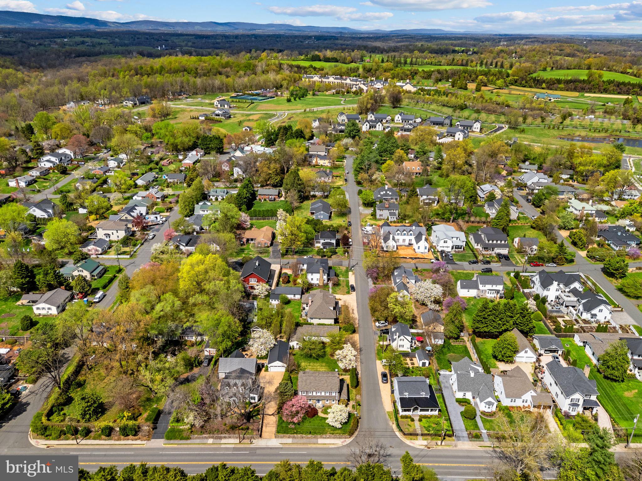 RIDGEVIEW - Residential