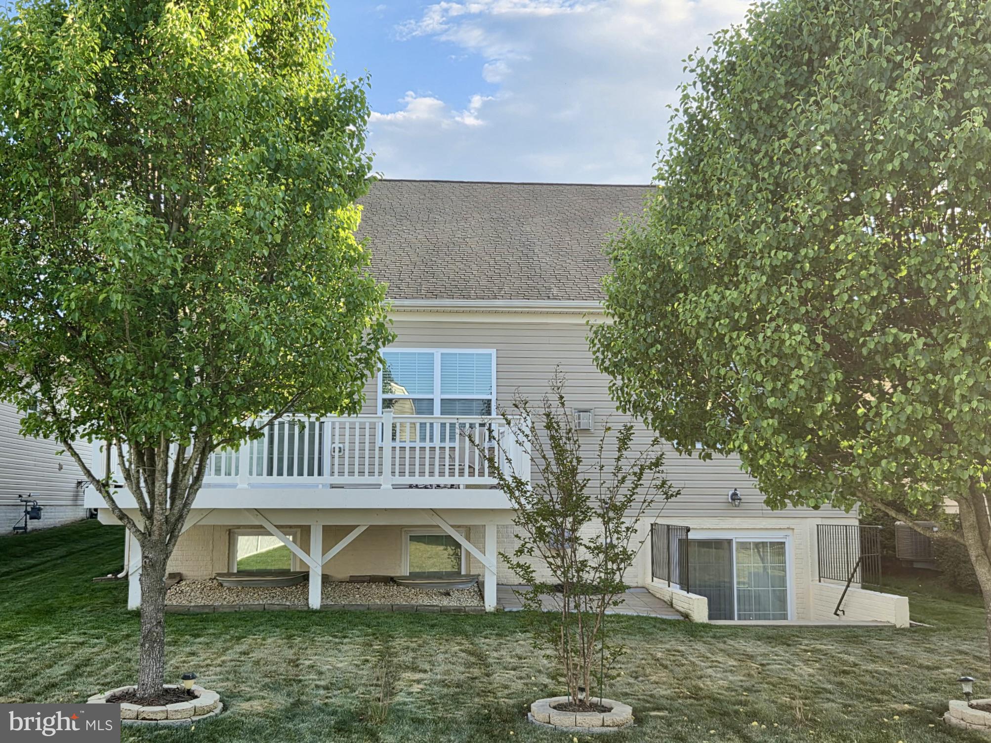 5817 S MILLS MANOR COURT