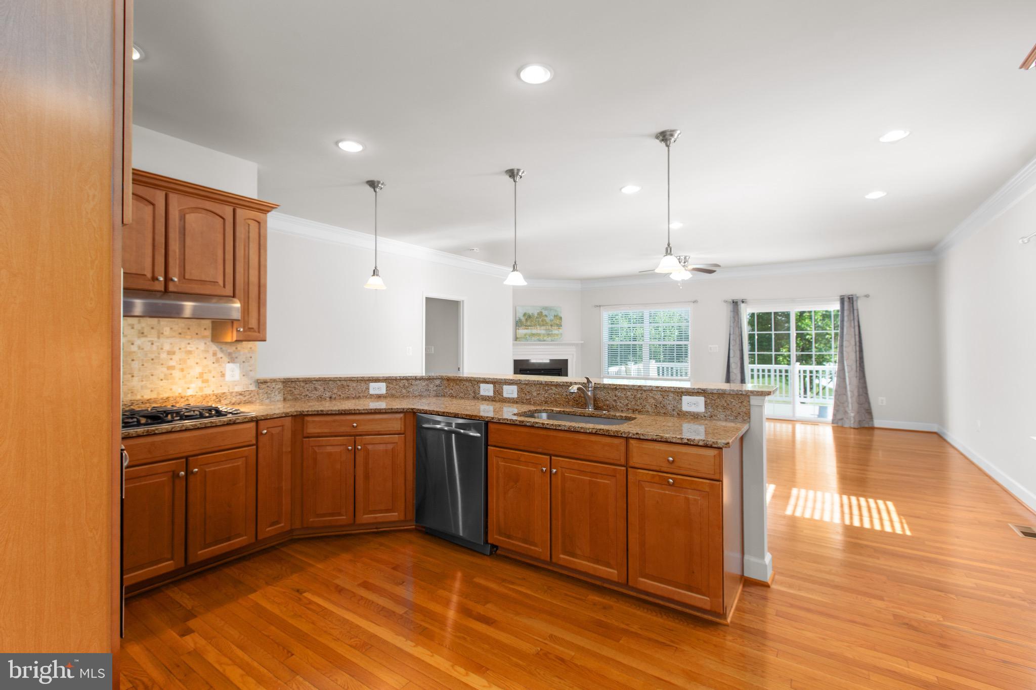 VIRGINIA HERITAGE AT LEE'S PARK - Residential