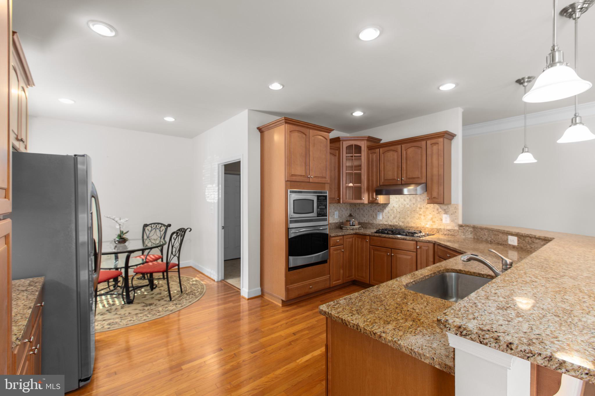 VIRGINIA HERITAGE AT LEE'S PARK - Residential