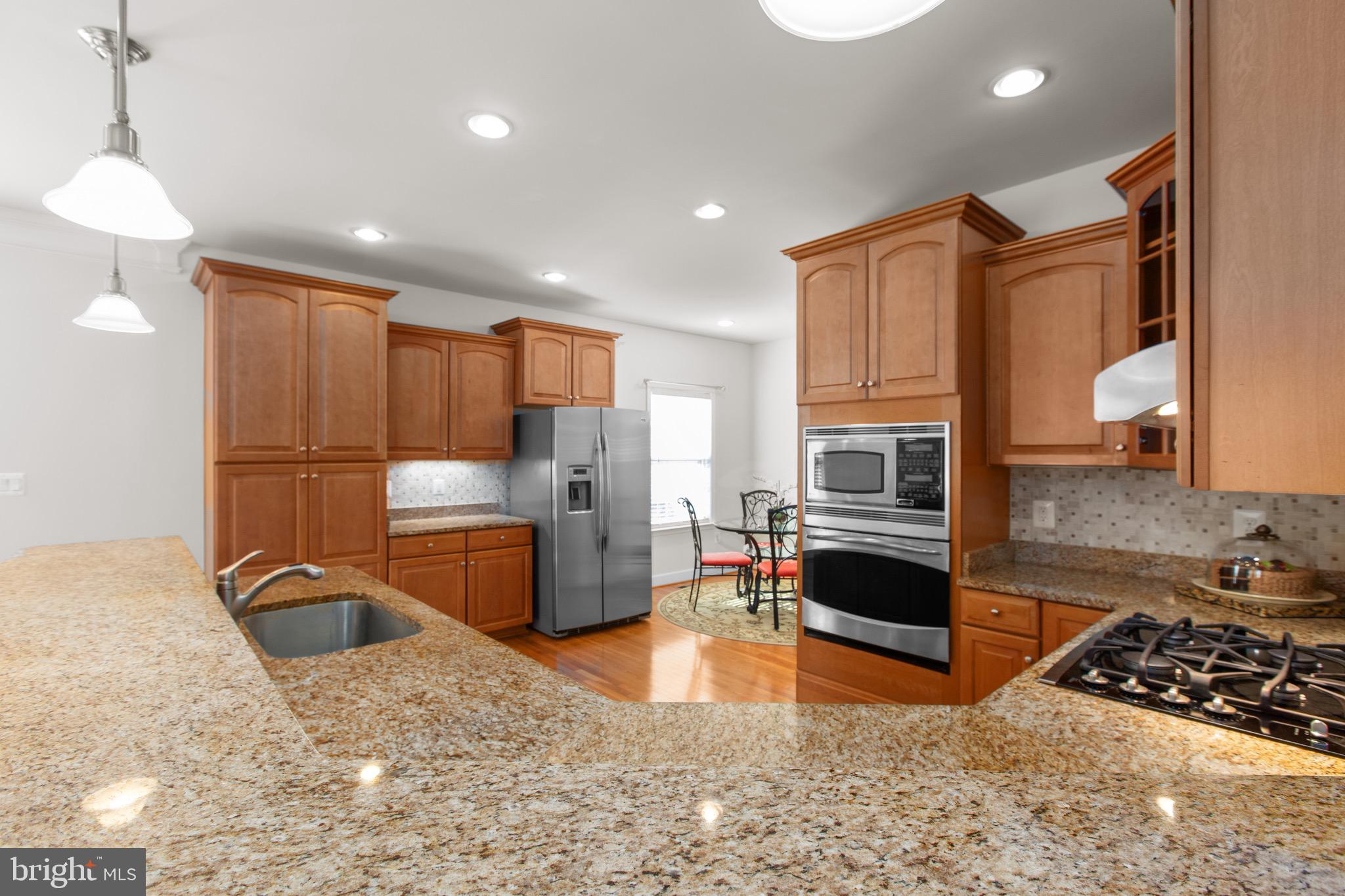 VIRGINIA HERITAGE AT LEE'S PARK - Residential