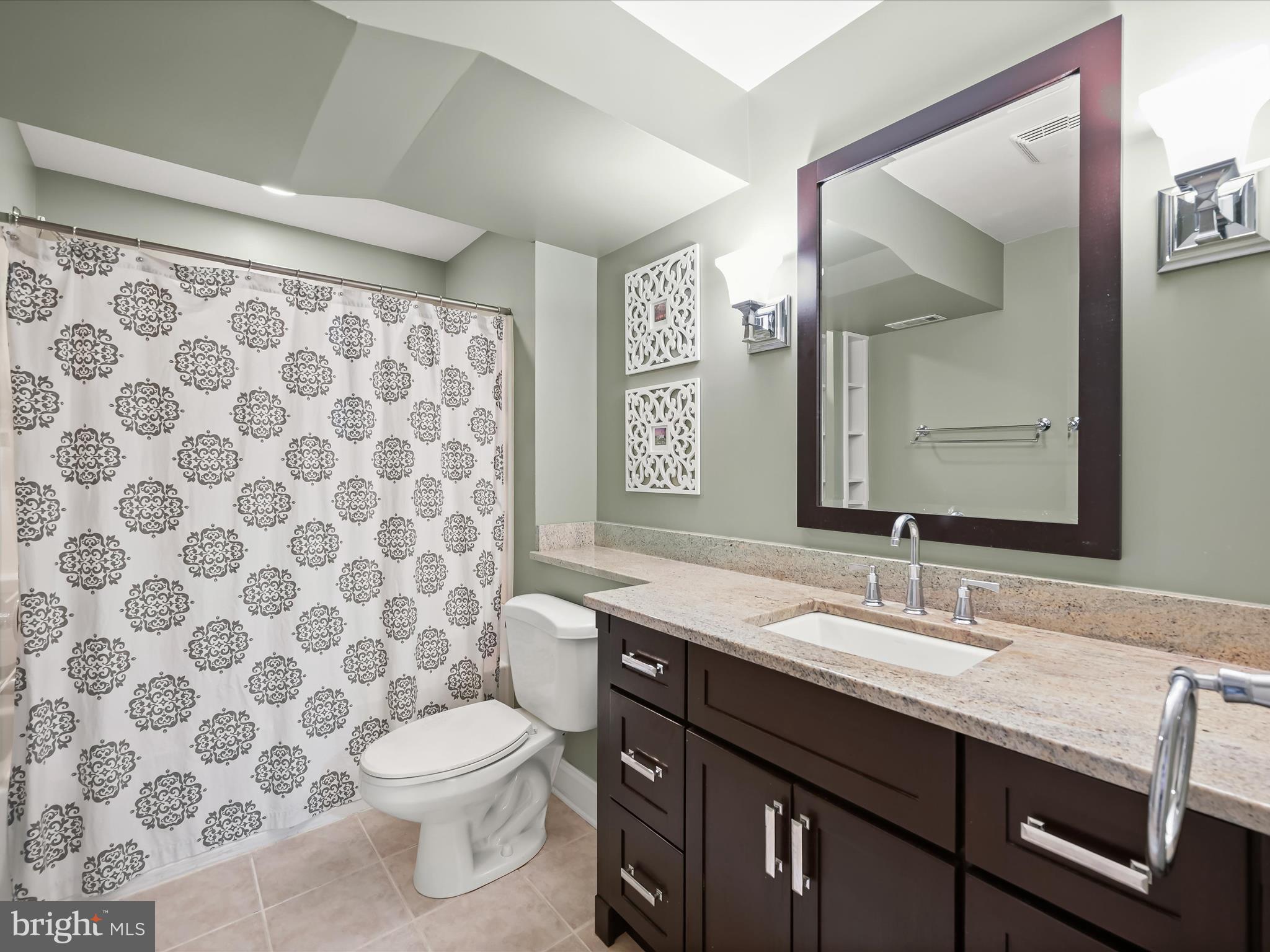 WELLINGTON WEST - Residential