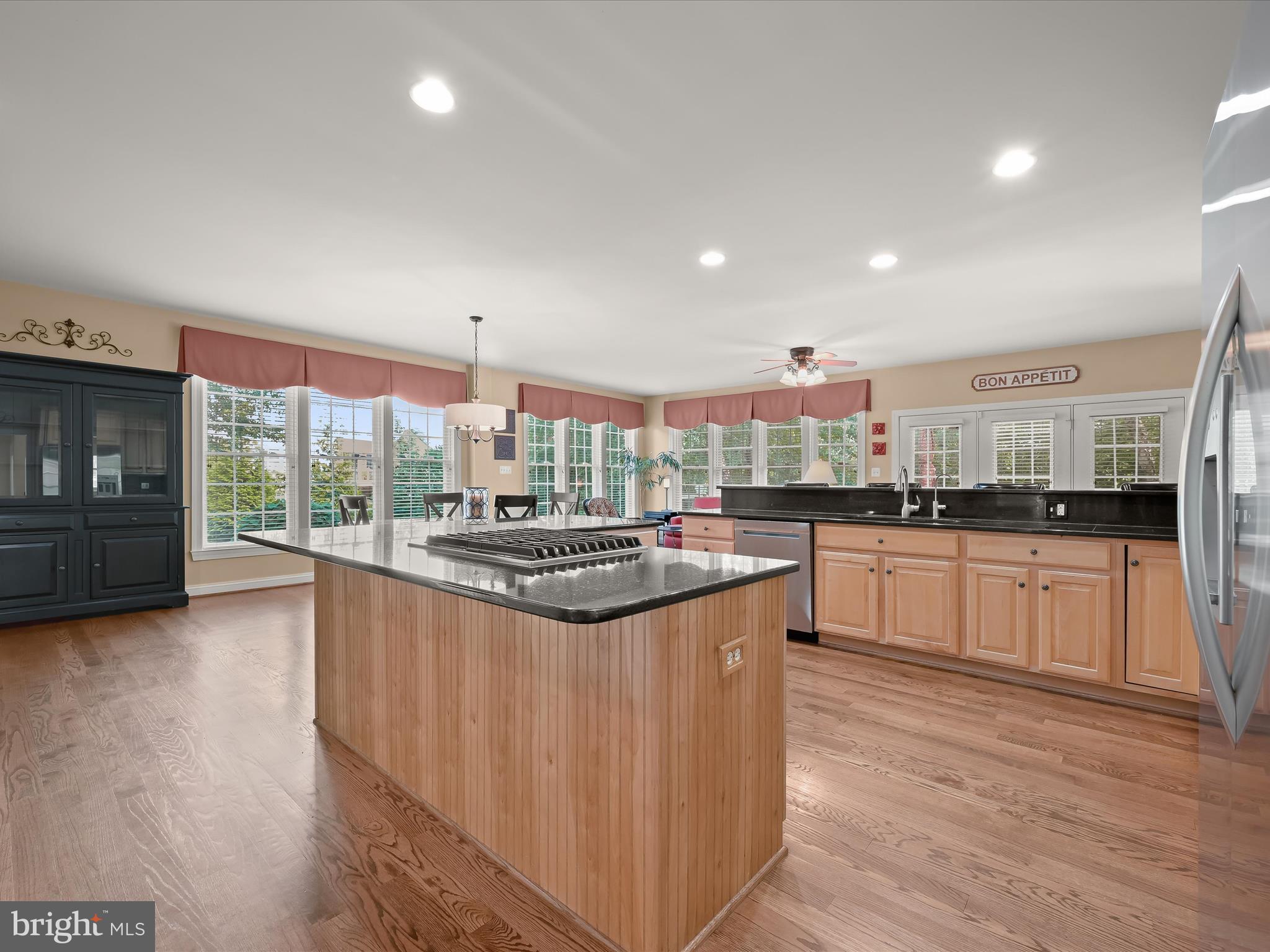 WELLINGTON WEST - Residential