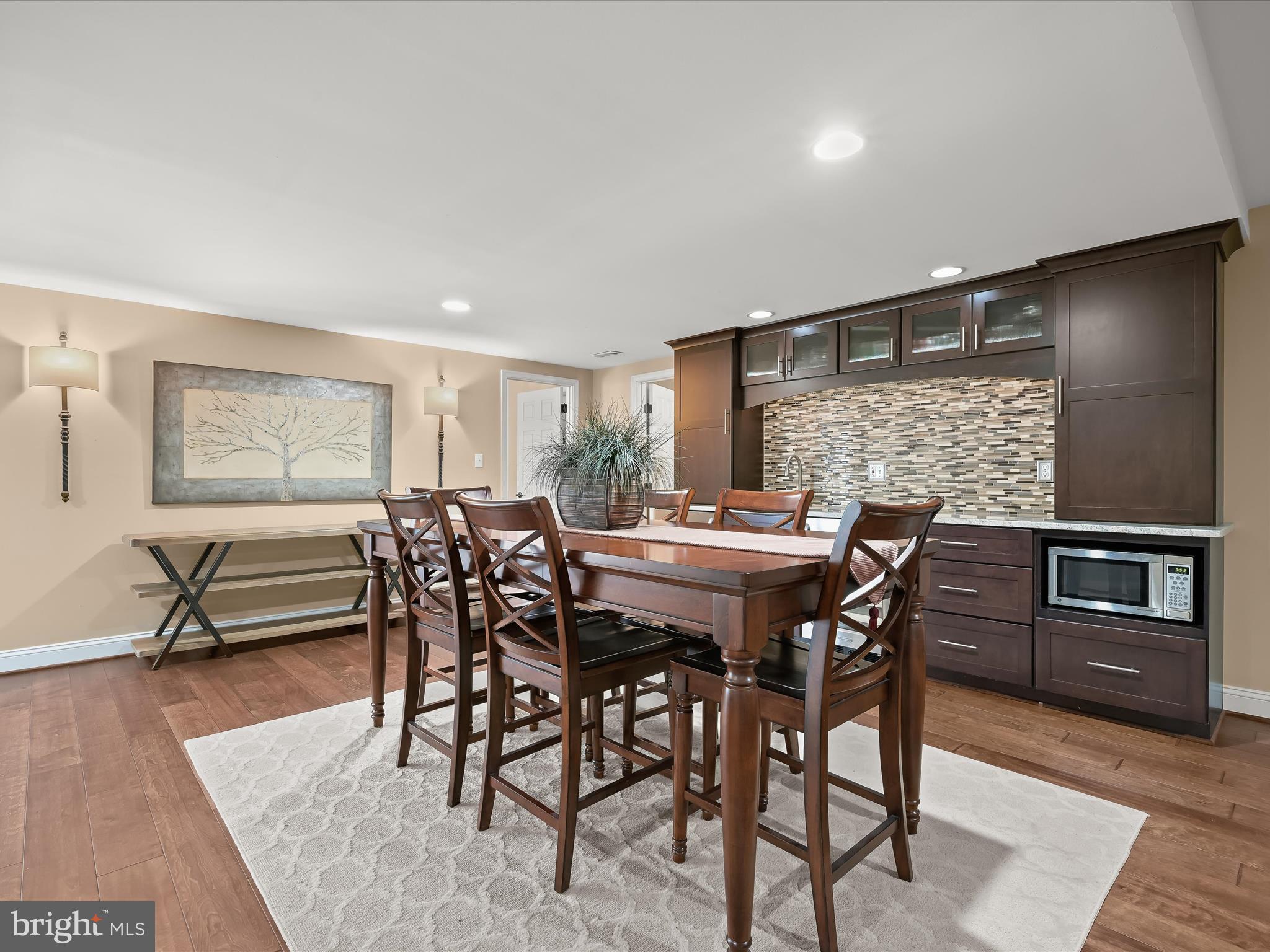 WELLINGTON WEST - Residential