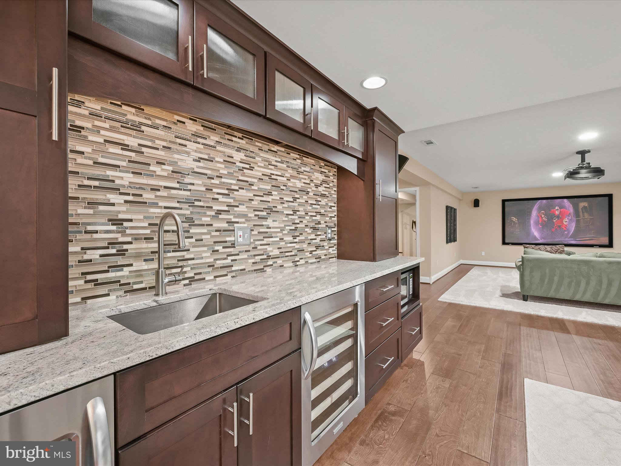 WELLINGTON WEST - Residential