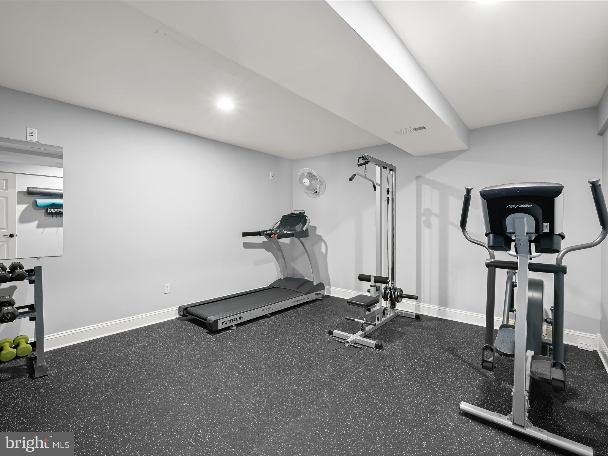 WELLINGTON WEST - Residential