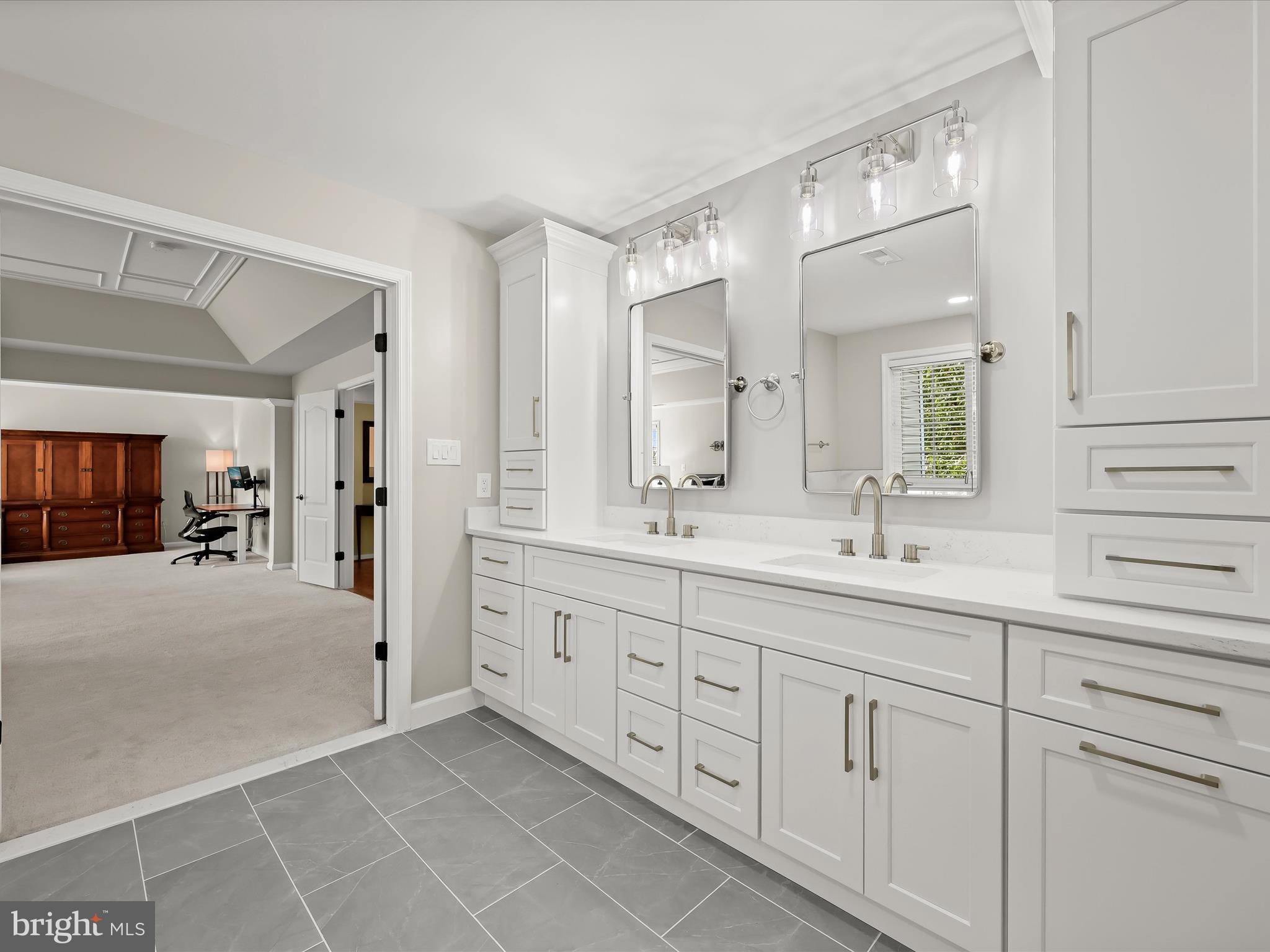 WELLINGTON WEST - Residential