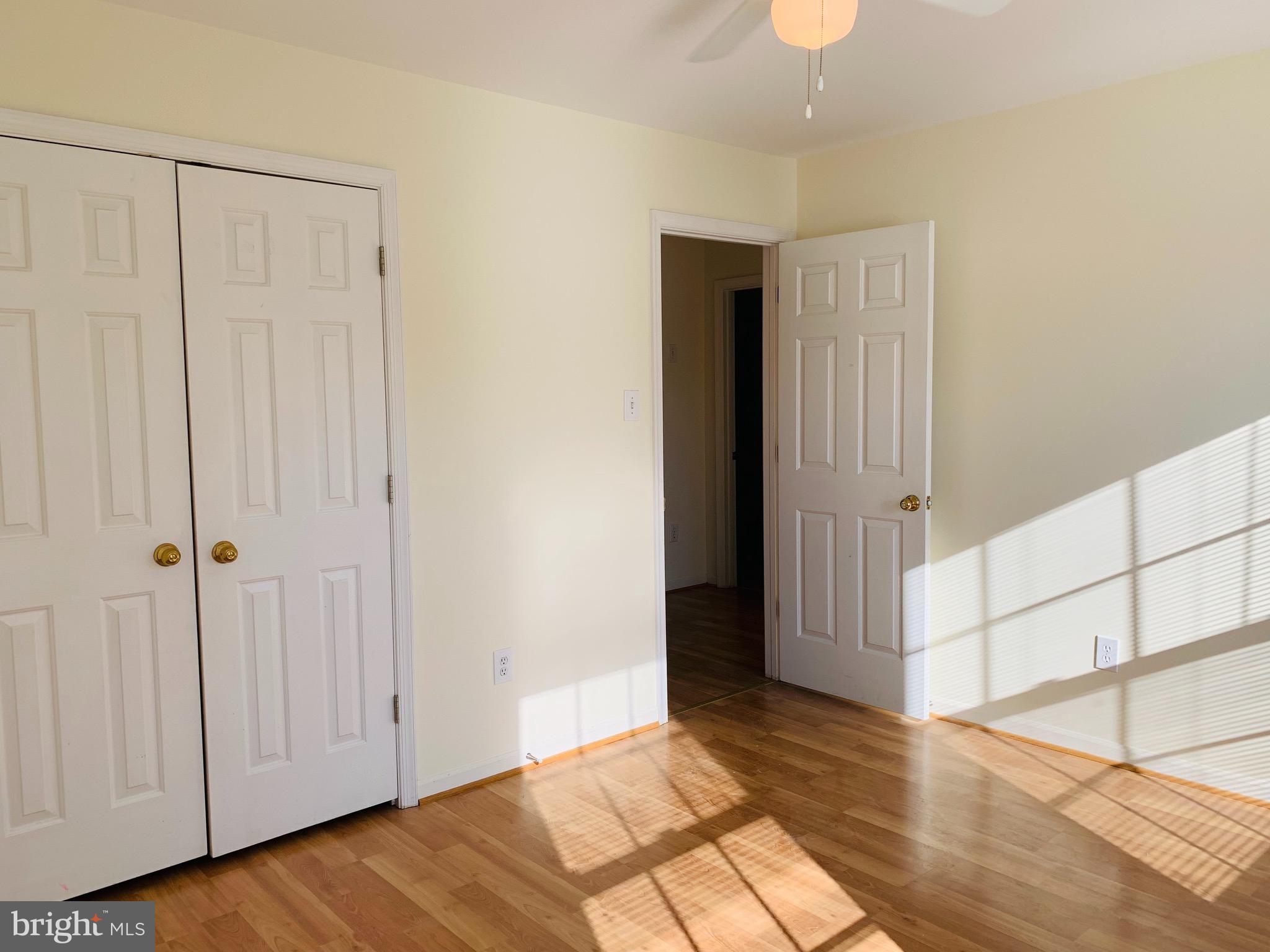 COLLEGE HILLS - Residential Lease