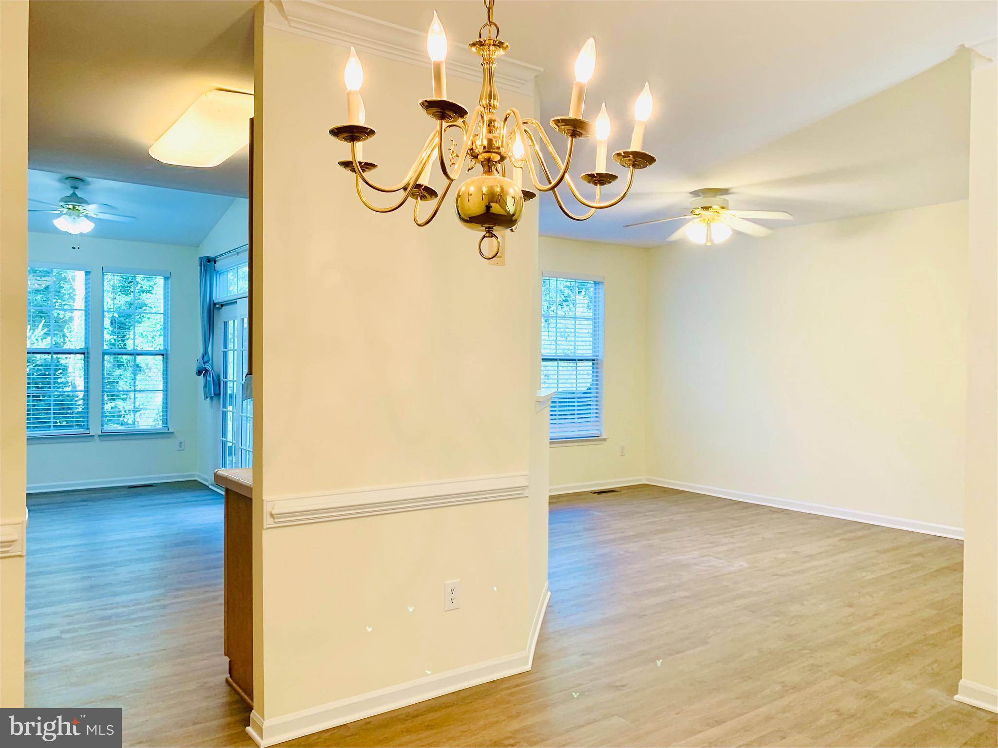 COLLEGE HILLS - Residential Lease