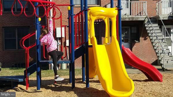 DUNDALK - Residential Lease