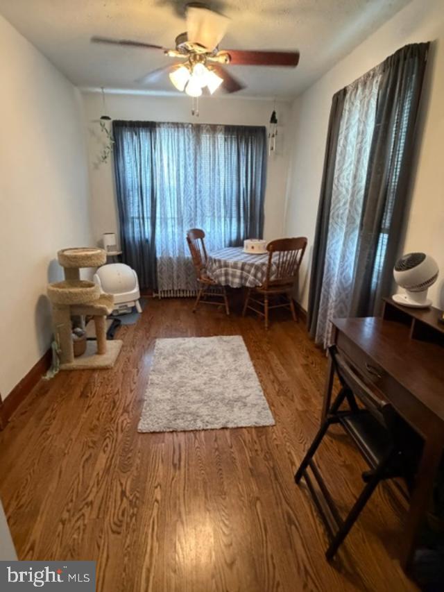 195 W MEADOW ROAD