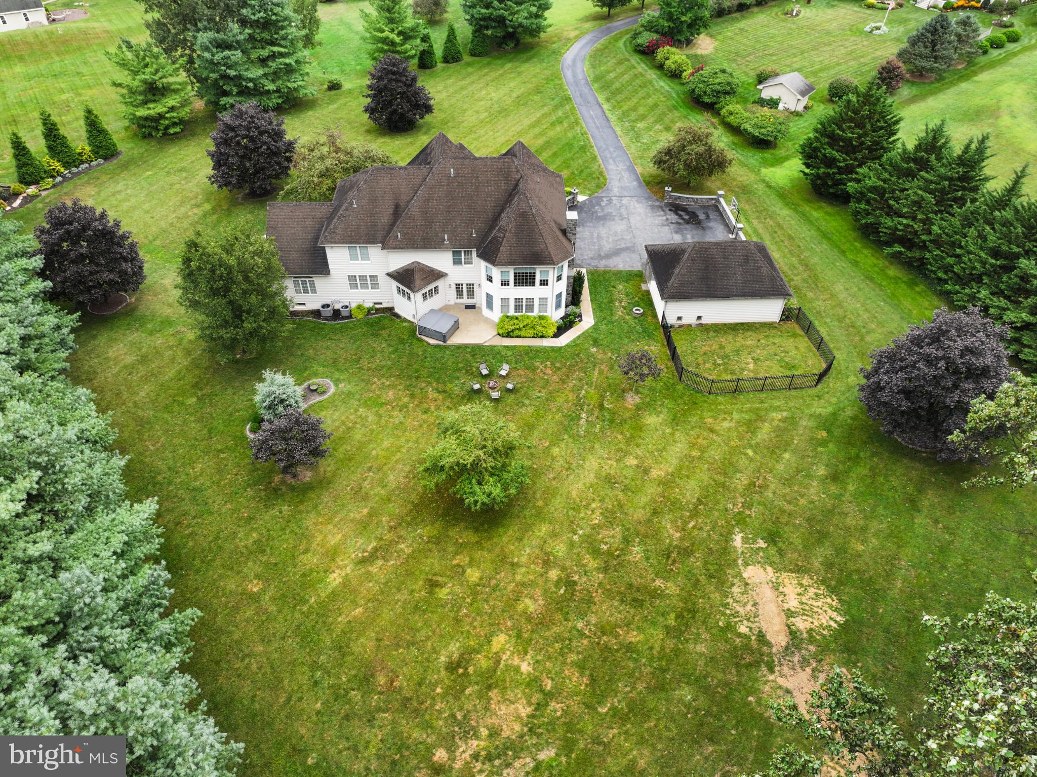 BEACON HILL - Residential