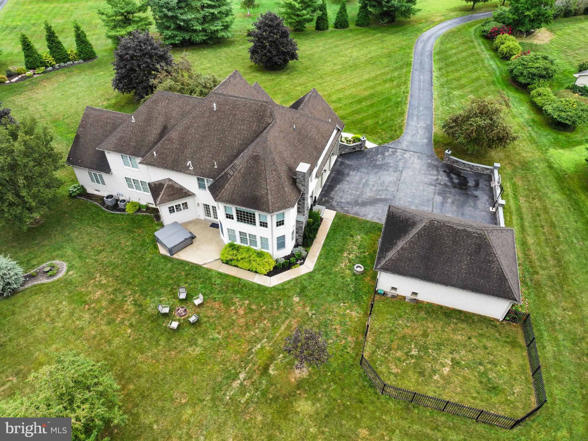 BEACON HILL - Residential