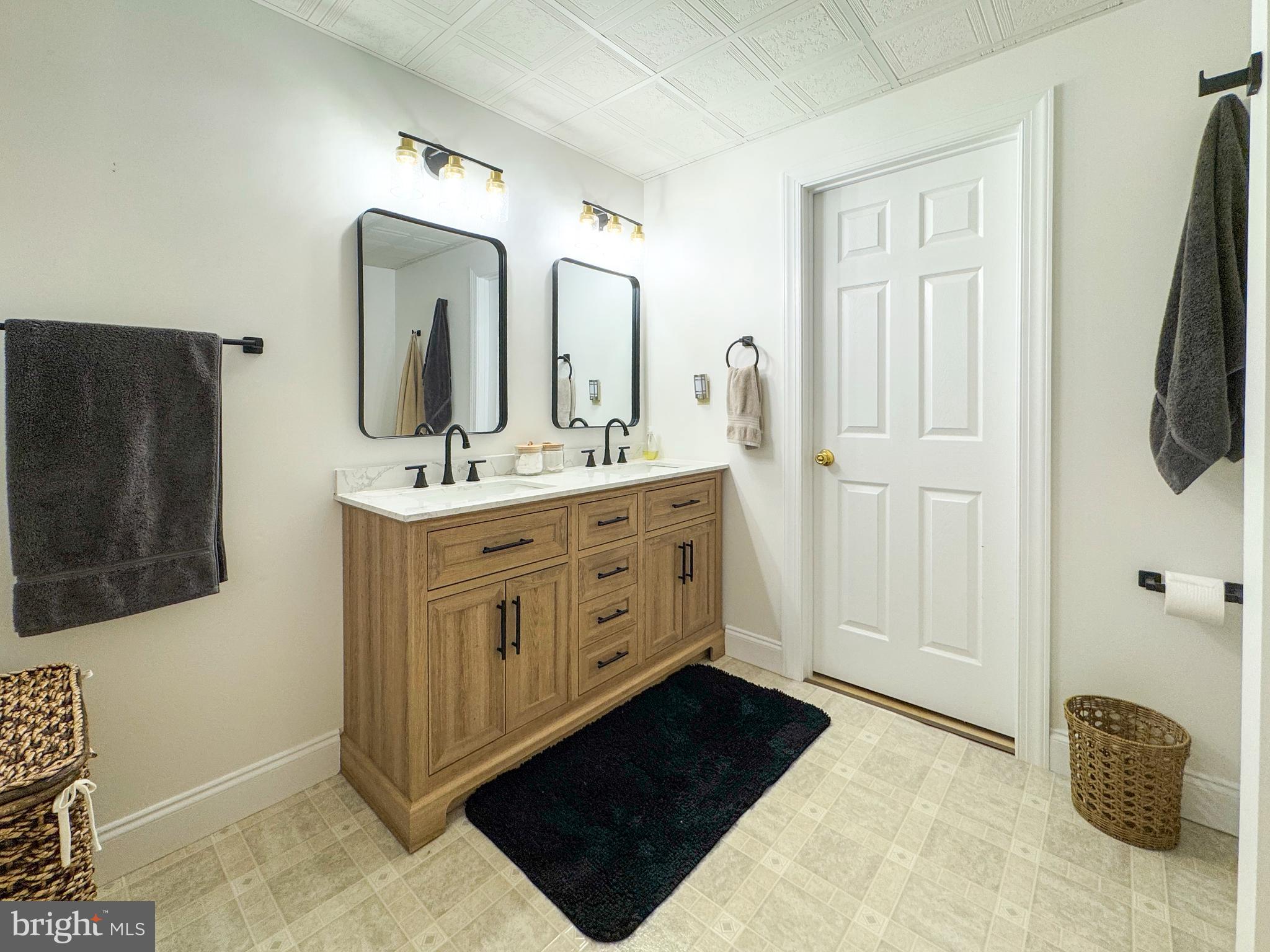 BEACON HILL - Residential