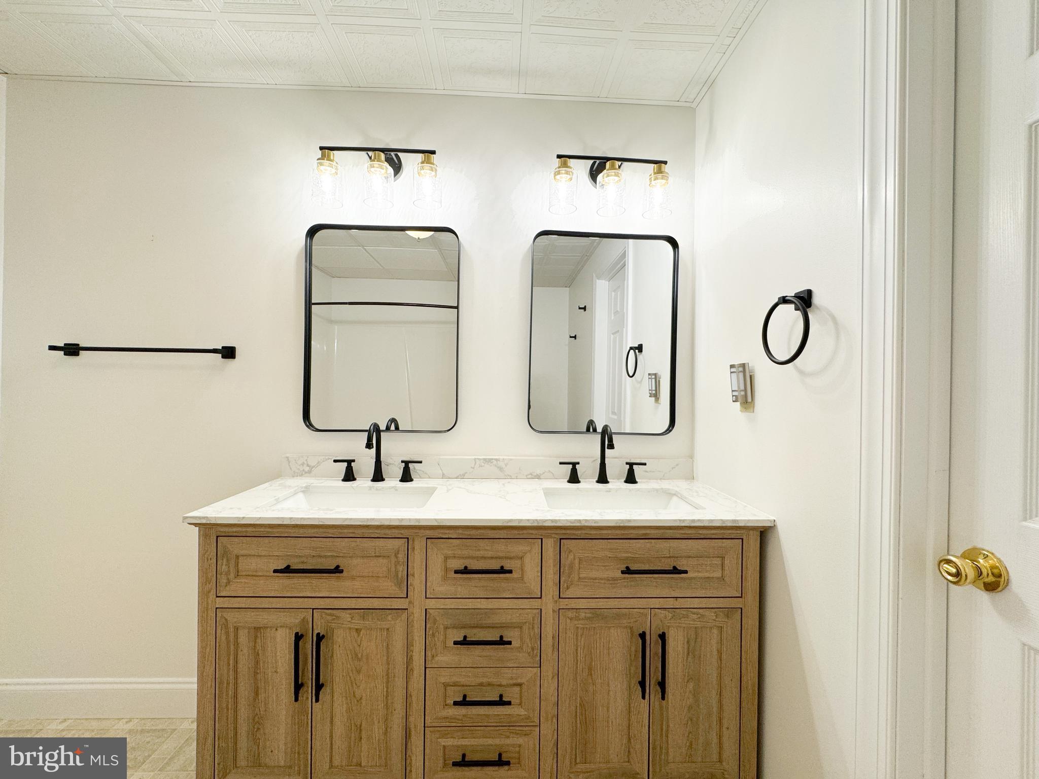 BEACON HILL - Residential