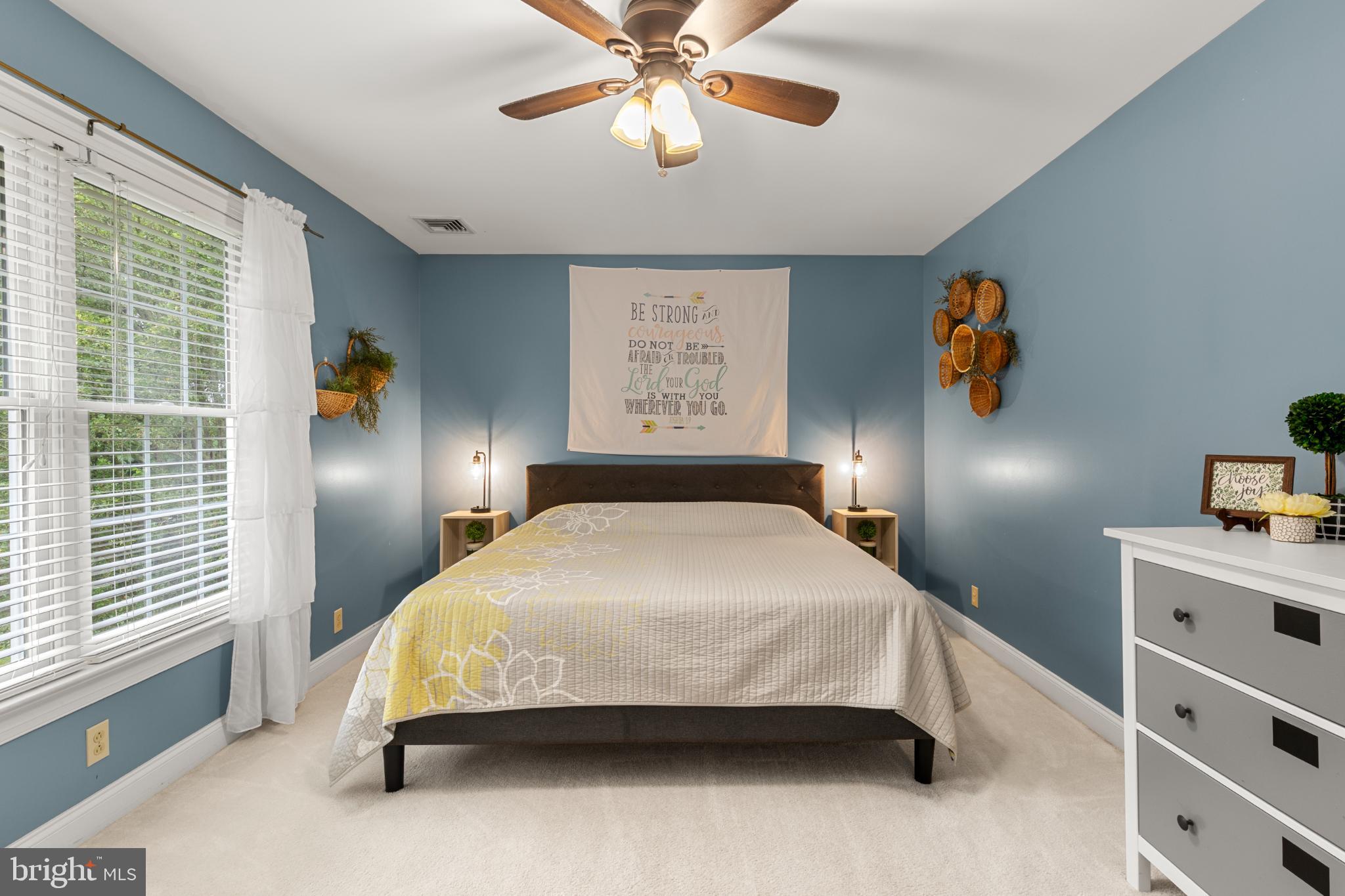 BEACON HILL - Residential