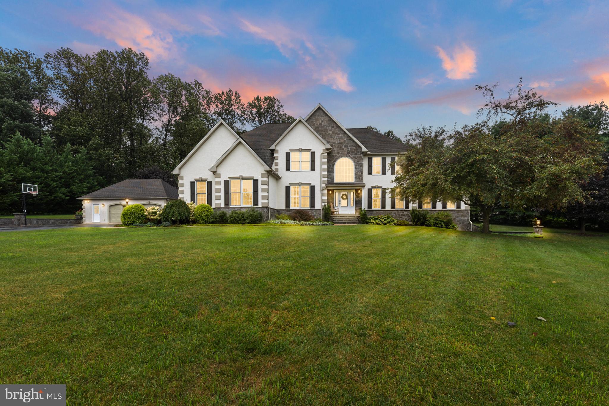 BEACON HILL - Residential