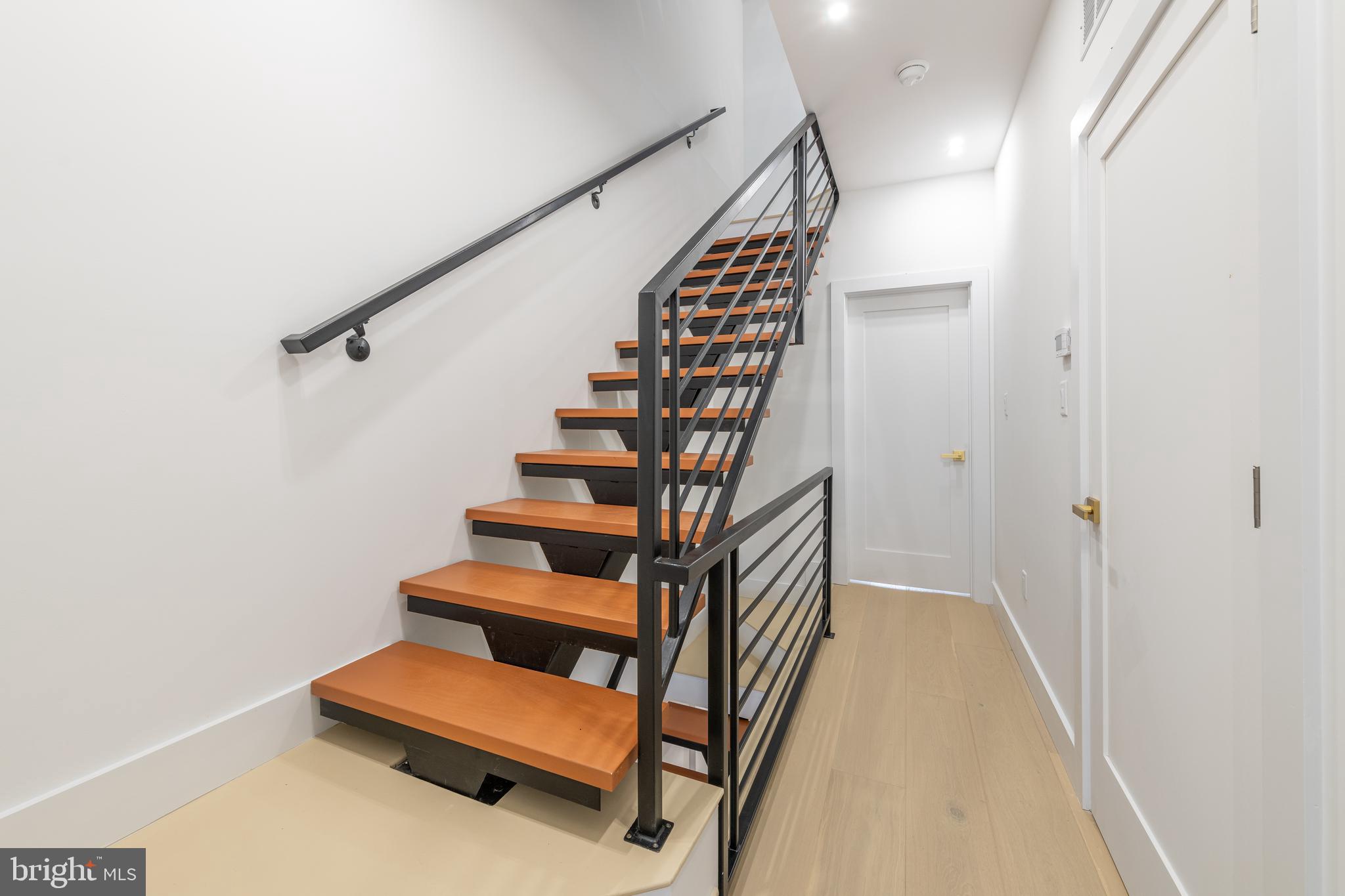 EAST PASSYUNK CROSSING - Residential