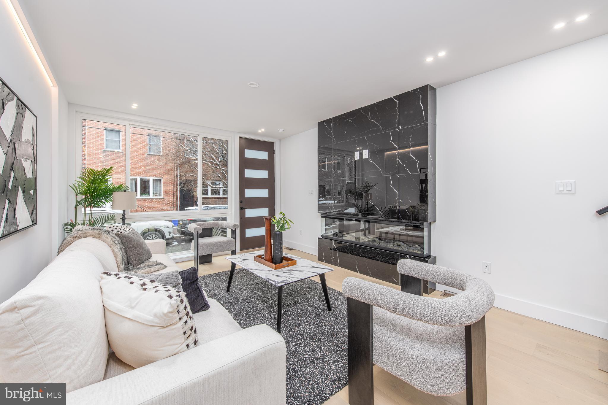 EAST PASSYUNK CROSSING - Residential