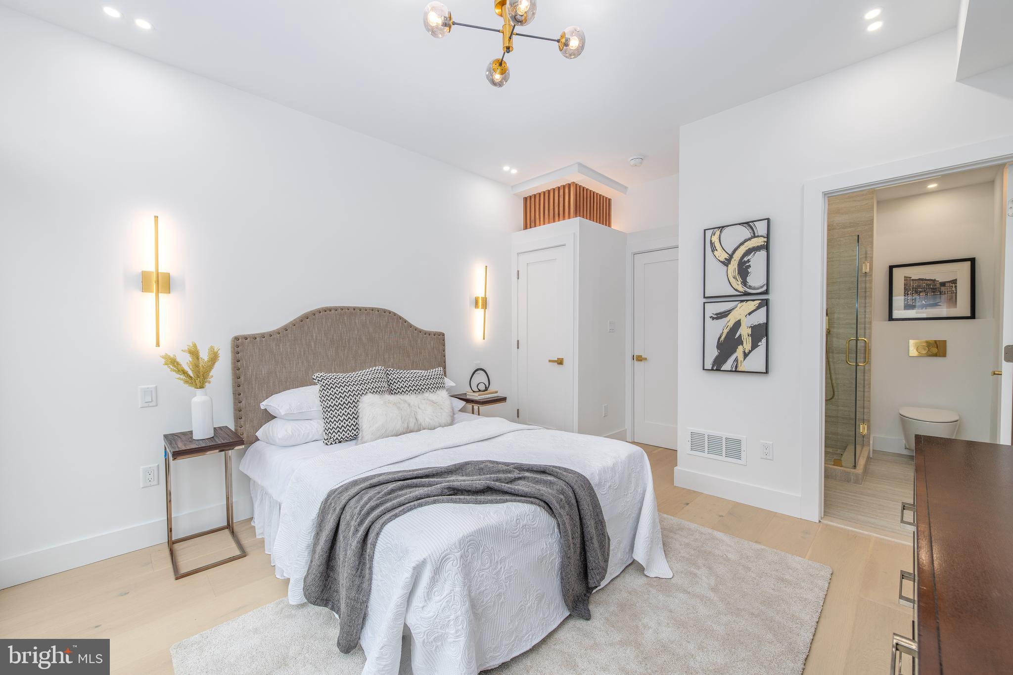 EAST PASSYUNK CROSSING - Residential