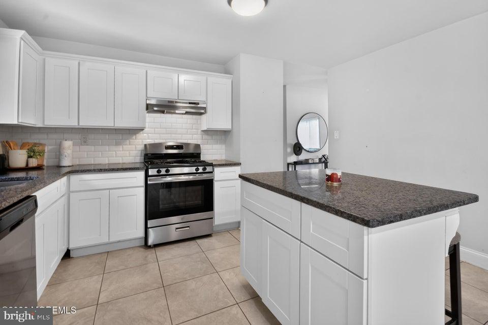 555 BROOKSIDE DRIVE