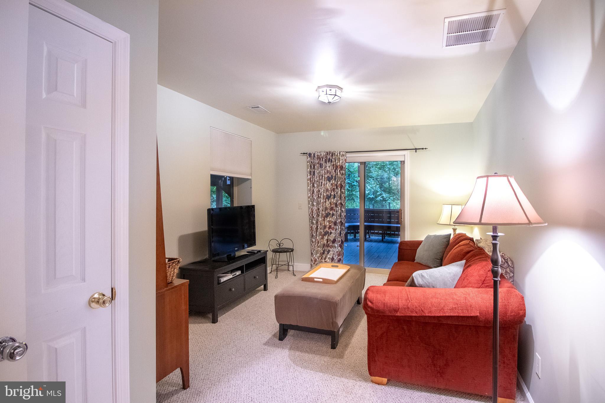 COOLFONT MOUNTAINSIDE - Residential