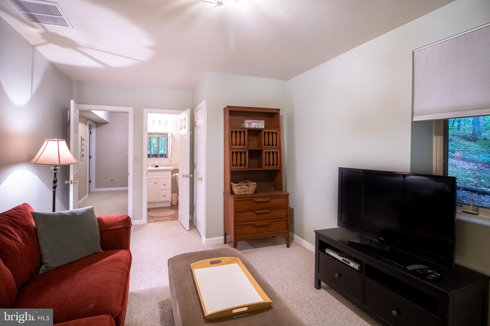 COOLFONT MOUNTAINSIDE - Residential