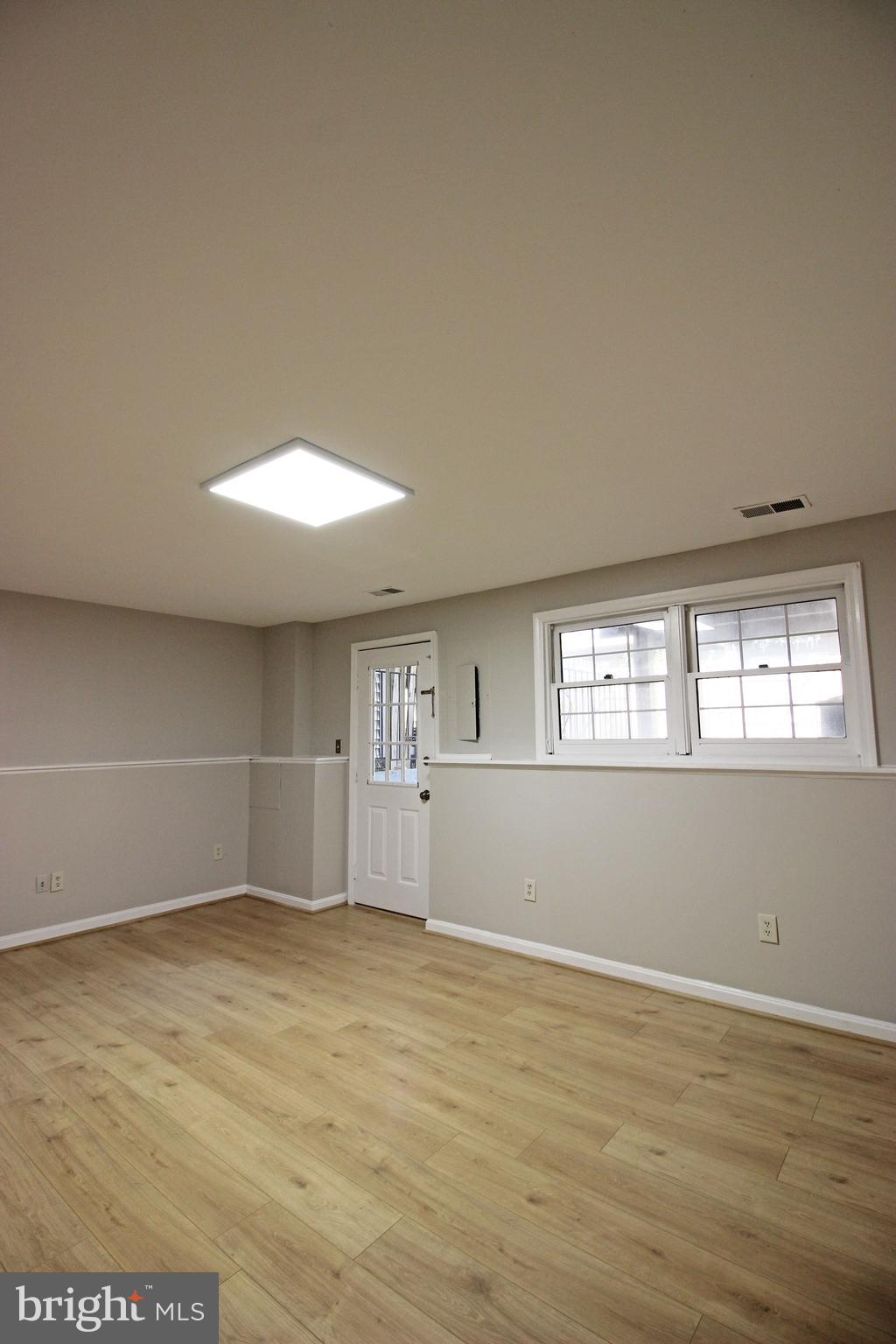 PENDLETON PARK - Residential Lease