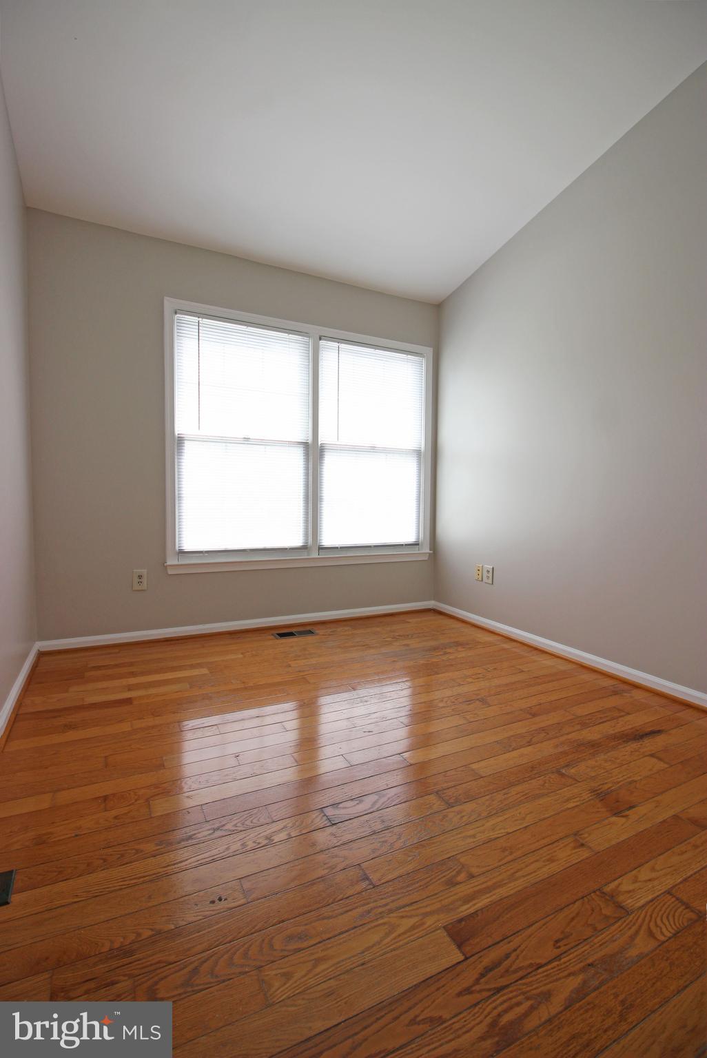 PENDLETON PARK - Residential Lease