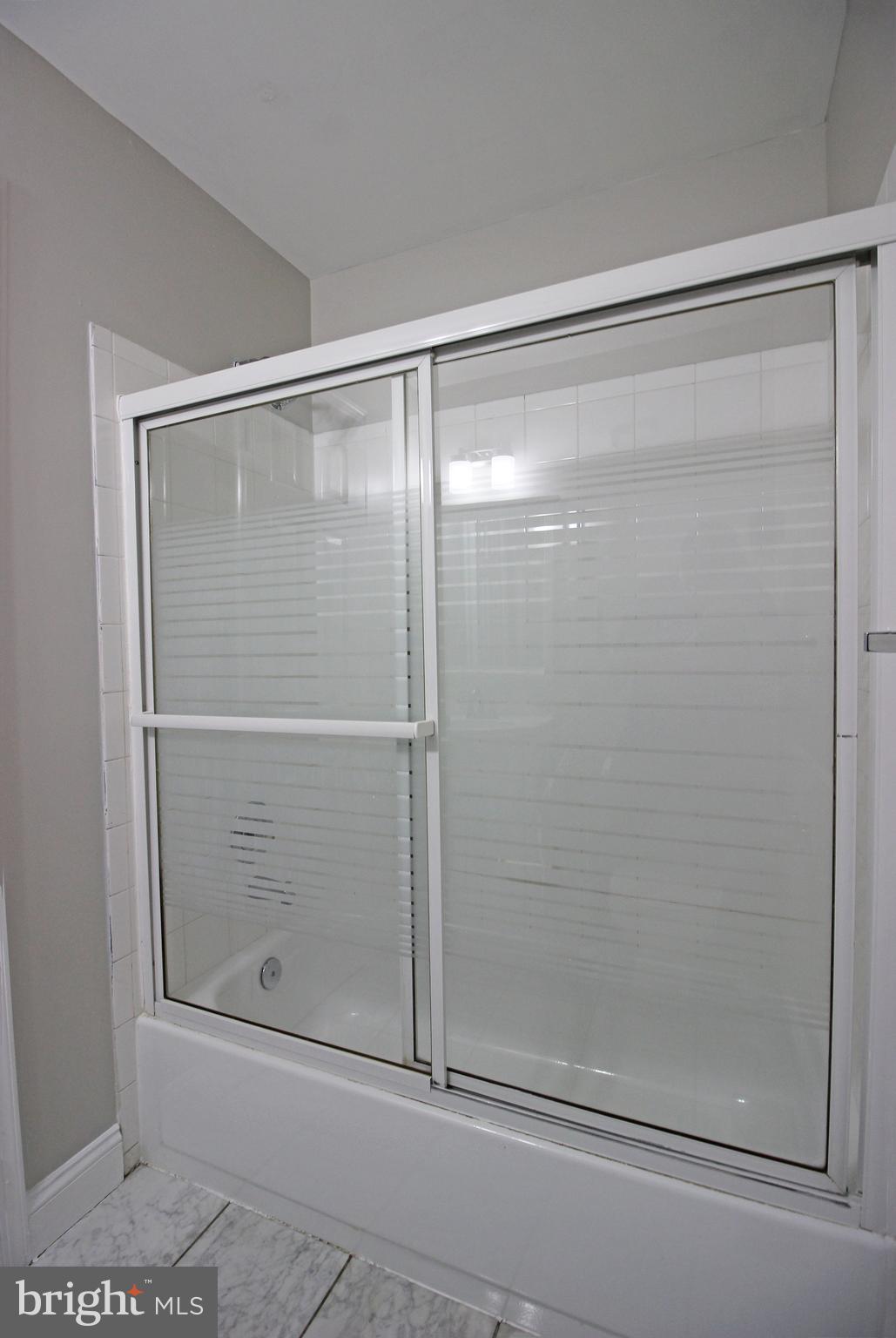 PENDLETON PARK - Residential Lease