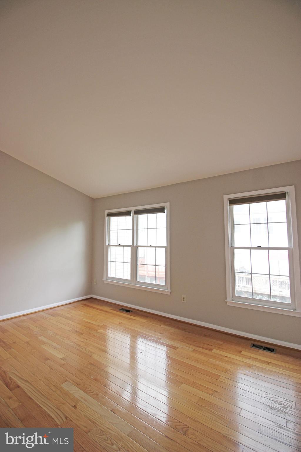 PENDLETON PARK - Residential Lease