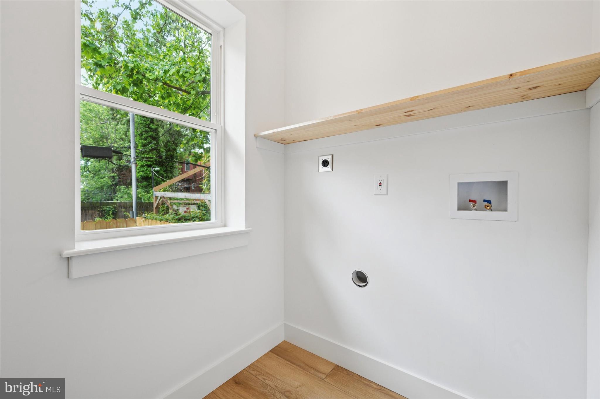 CEDAR PARK - Residential