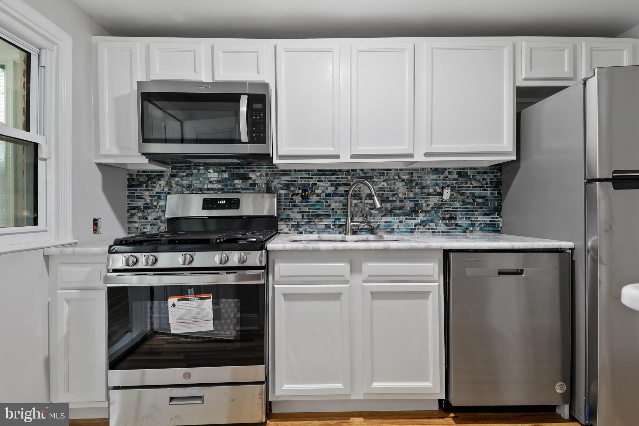 BRIDGEVIEW - GREENLAWN - Residential Lease