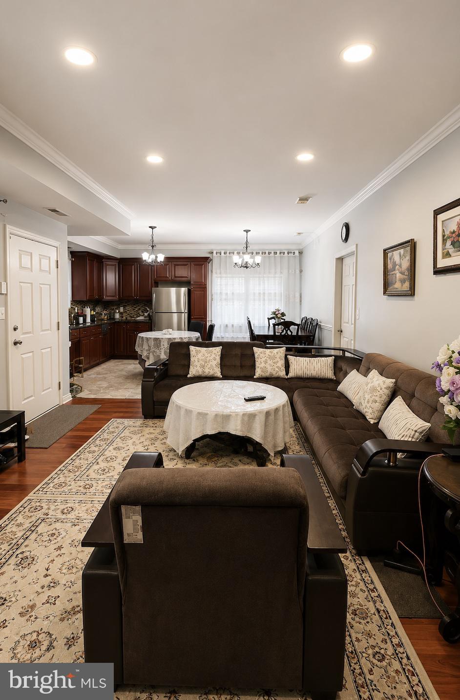 13675 PHILMONT AVENUE 00 15