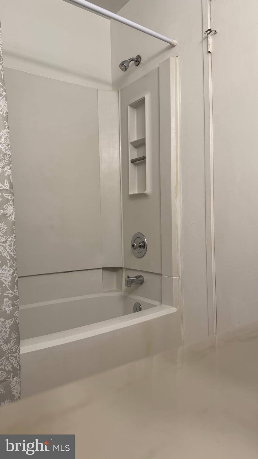 GERMANTOWN VIEW - Residential