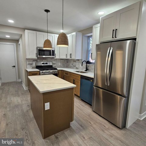Townhouse For Sale - 60 N 62nd Street<br/> PHILADELPHIA, PA 19139