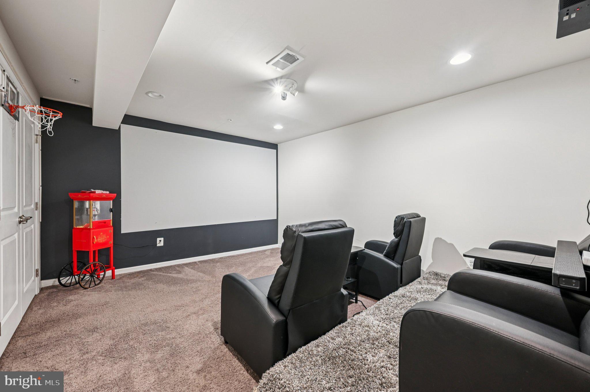 BRUNSWICK CROSSING - Residential