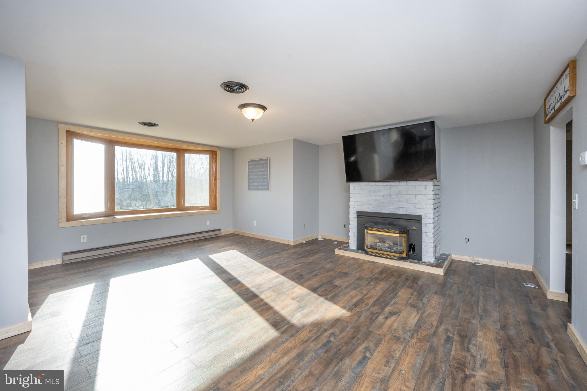 BLOOMINGTON - Residential