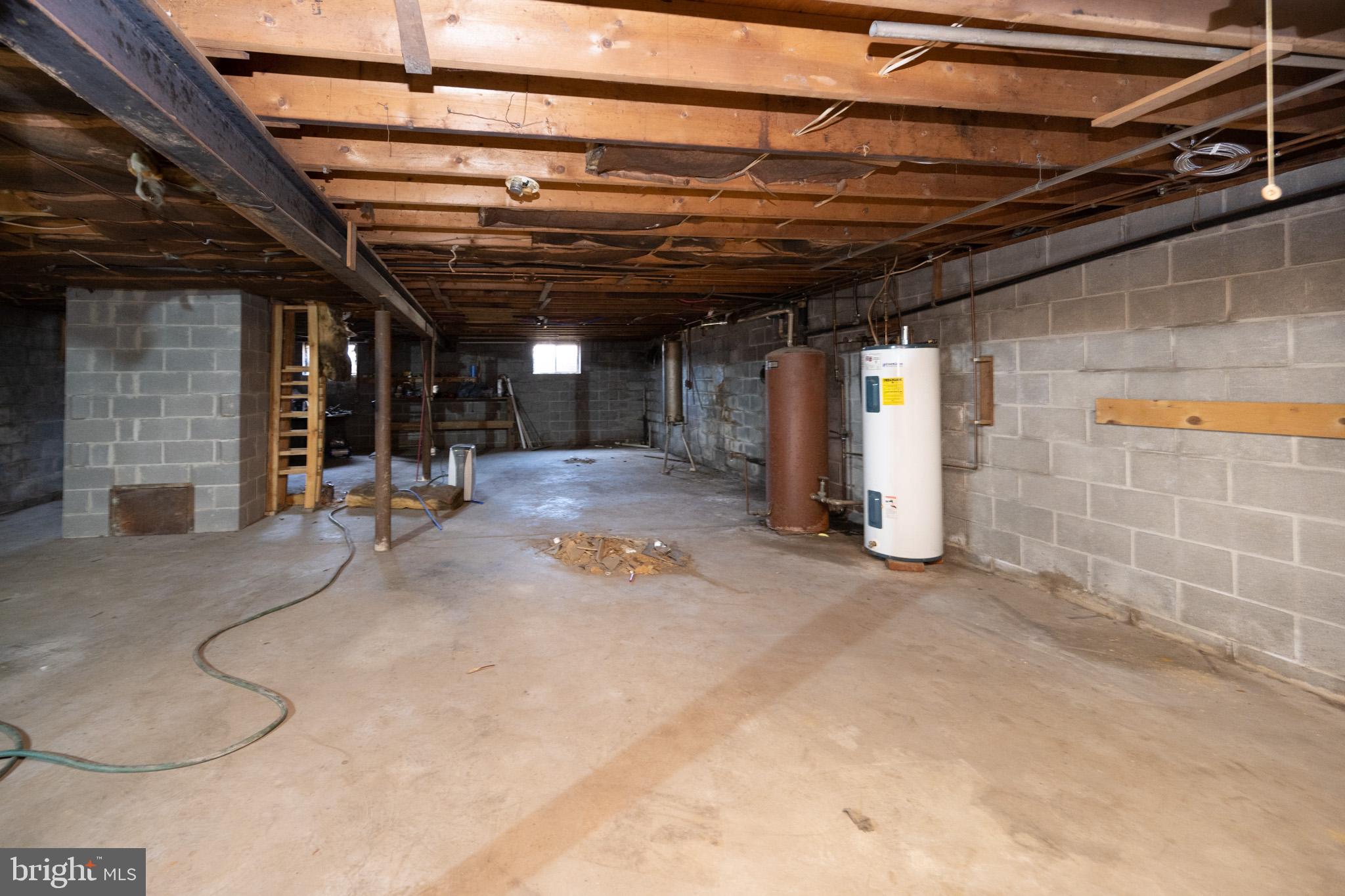 BLOOMINGTON - Residential