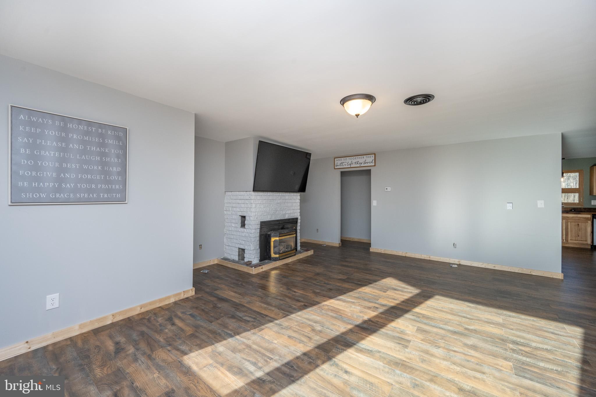 BLOOMINGTON - Residential