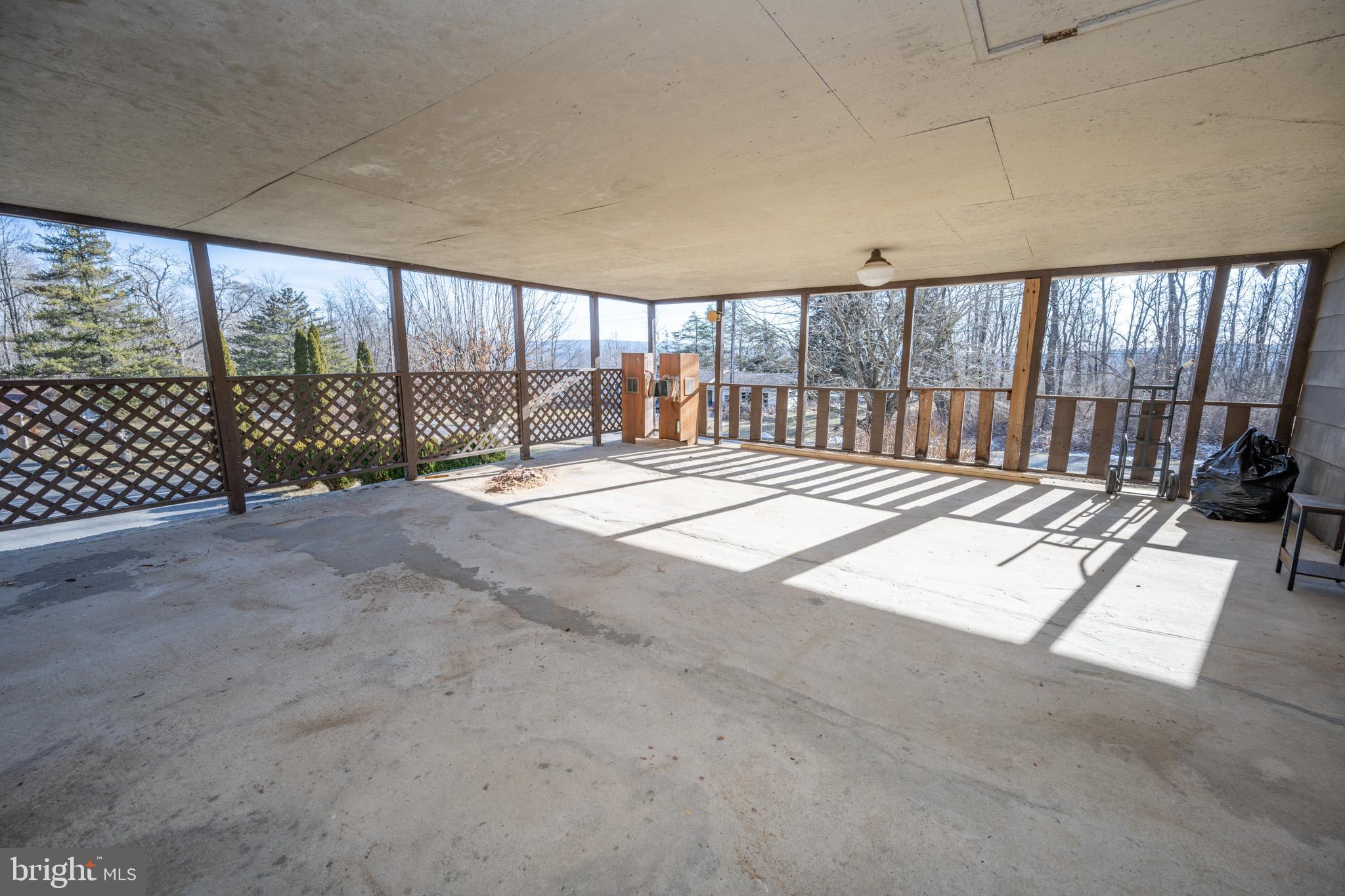 BLOOMINGTON - Residential