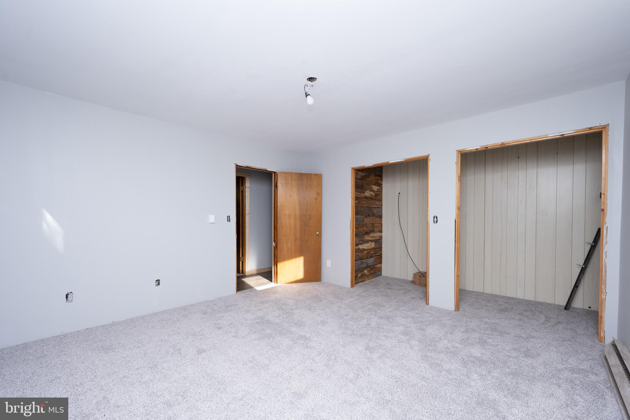 BLOOMINGTON - Residential