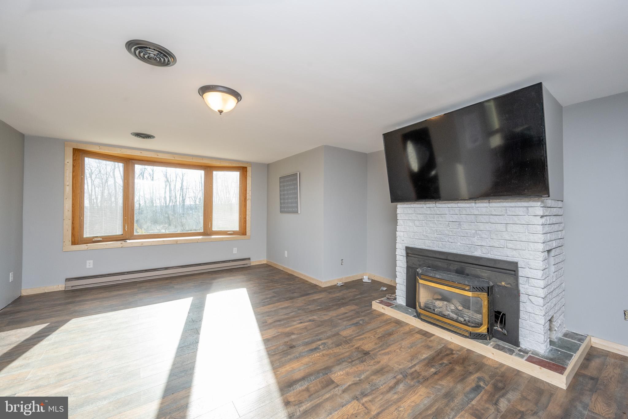 BLOOMINGTON - Residential