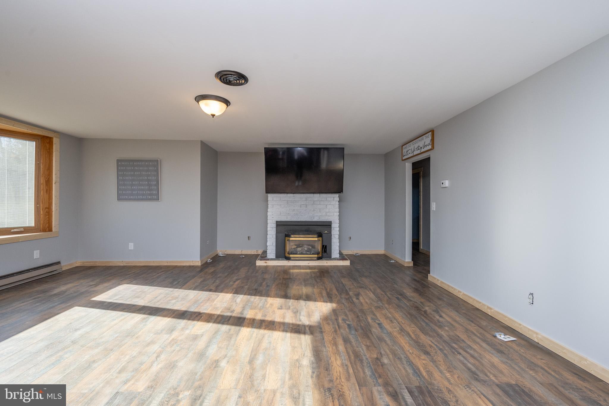 BLOOMINGTON - Residential