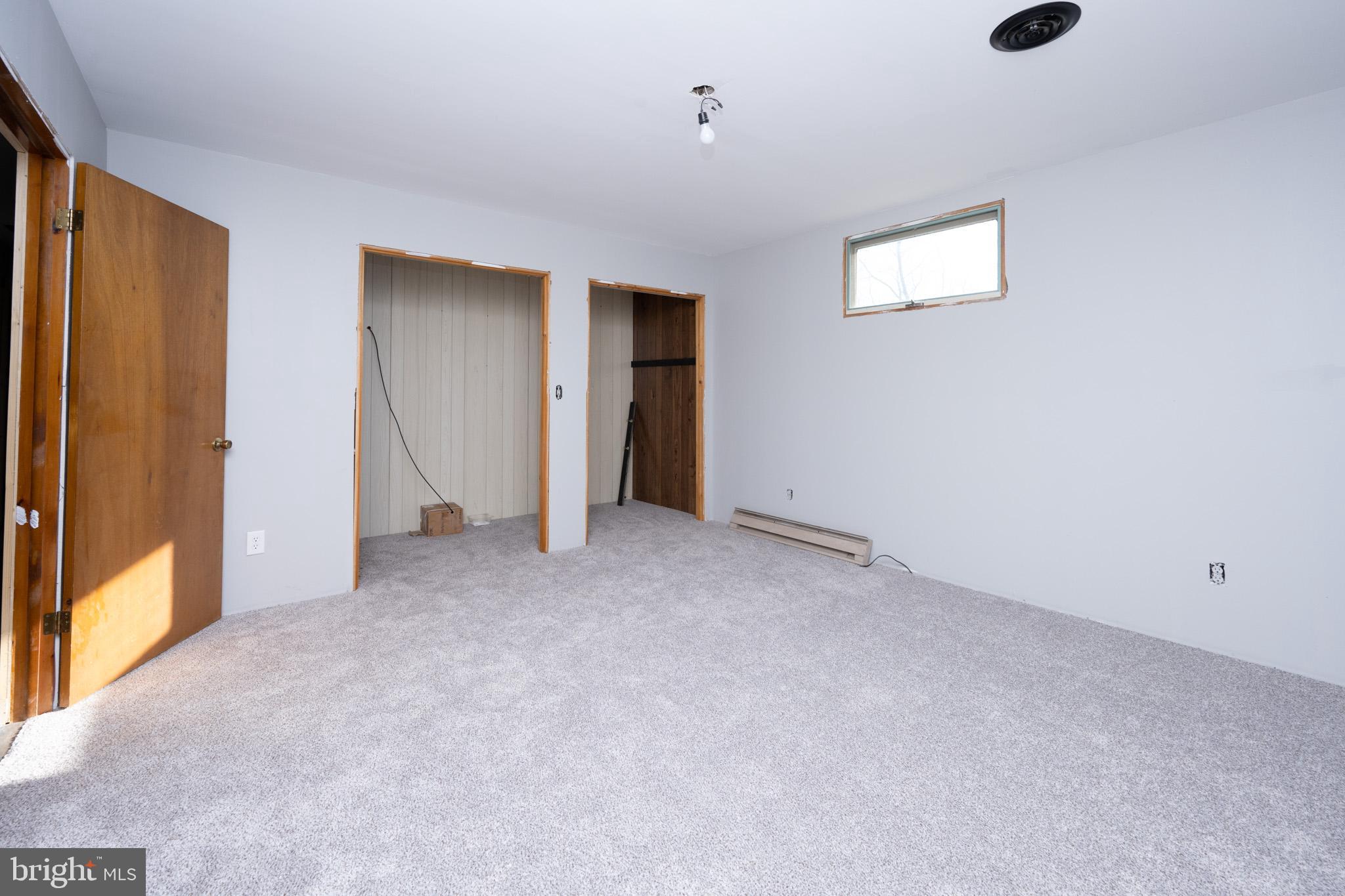 BLOOMINGTON - Residential