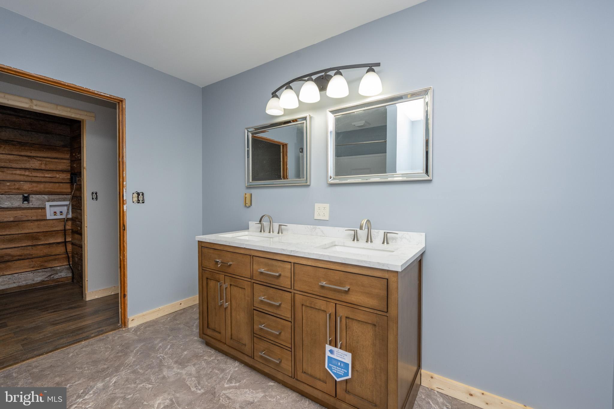 BLOOMINGTON - Residential