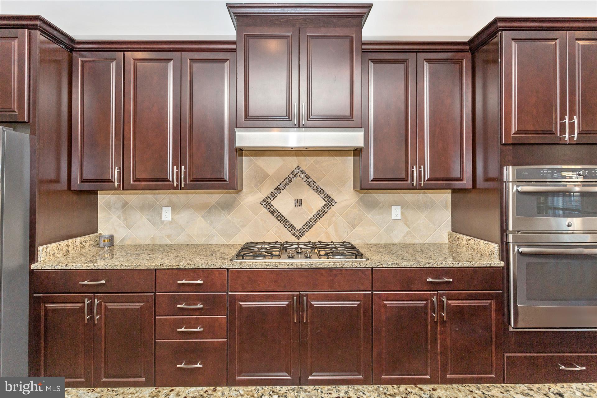 THE ENCLAVE AT ARUNDEL PRESERVE - Residential