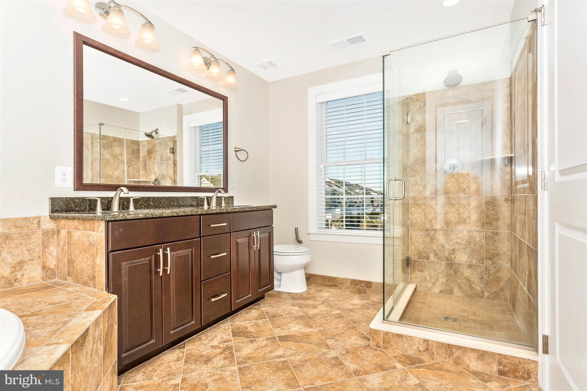 THE ENCLAVE AT ARUNDEL PRESERVE - Residential